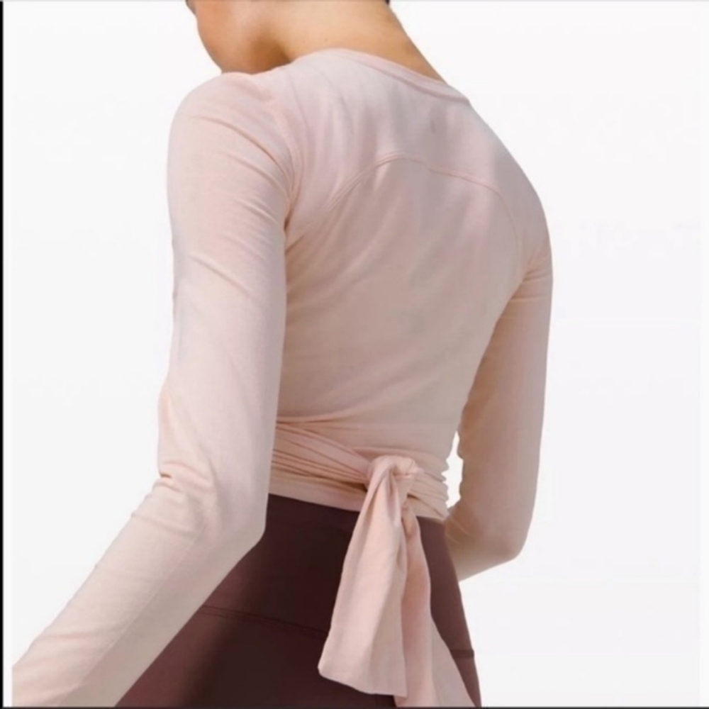 Lululemon Gather and Grow Top Size 8 - Picture 3 of 13